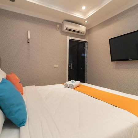 Sans Hotel Beauty Palembang Luaran gambar