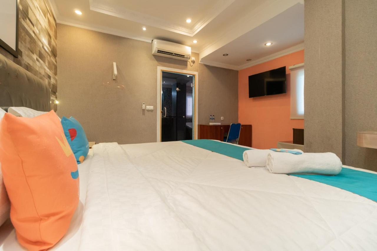 Sans Hotel Beauty Palembang Luaran gambar